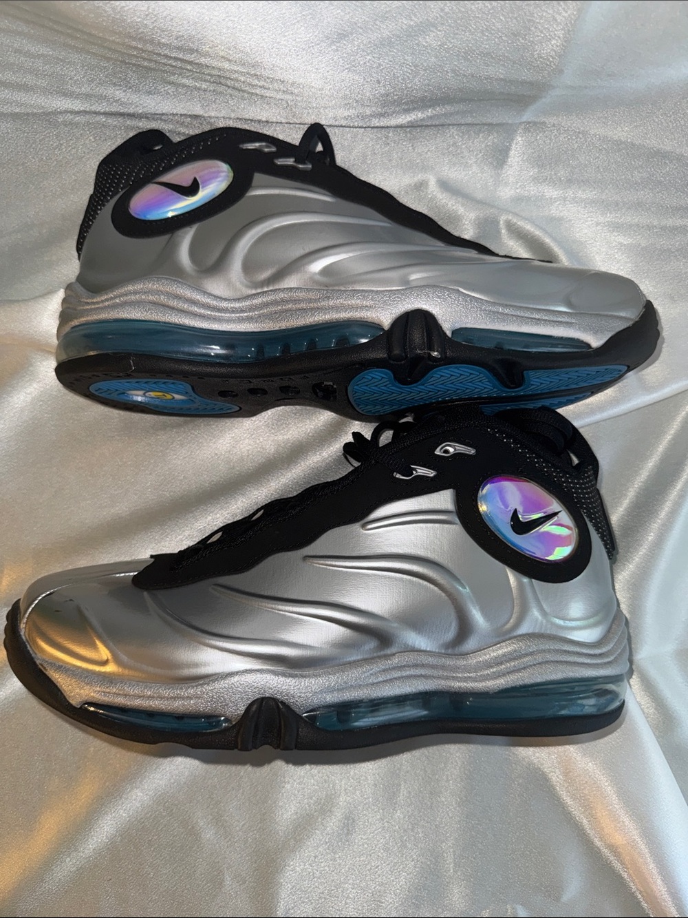 New! Nike Total Air Foamposite Max sneakers in the "Metallic Silver" colorway. - Picture 3 of 9